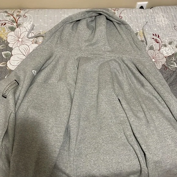 4XL Nike zip up hoodie